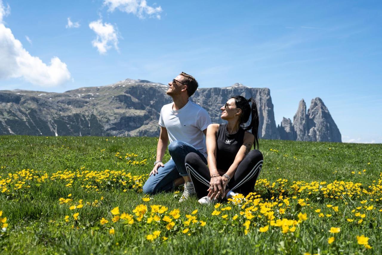 Abinea Dolomiti Romantic Spa Castelrotto Exterior photo