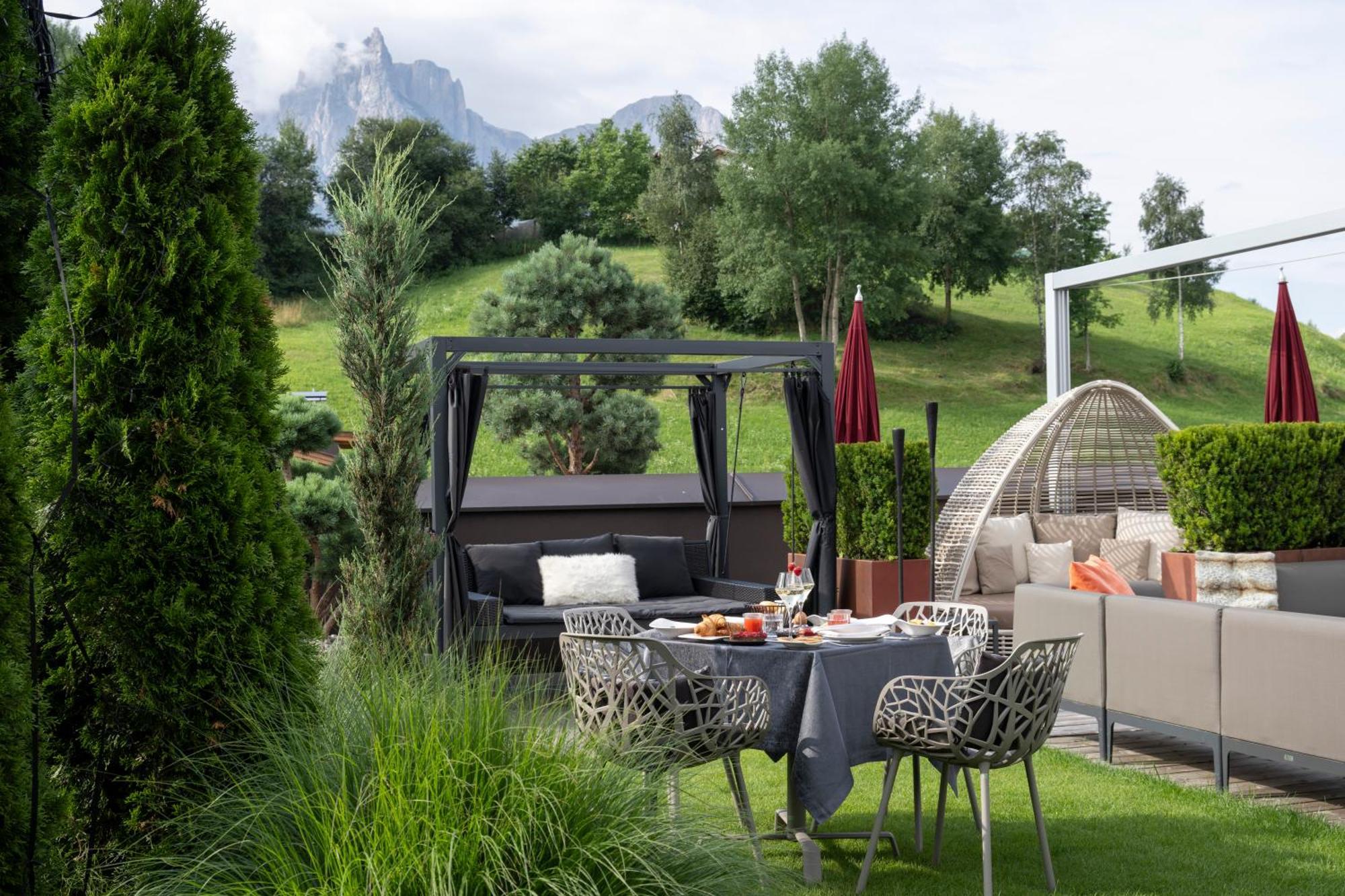 Abinea Dolomiti Romantic Spa Castelrotto Exterior photo